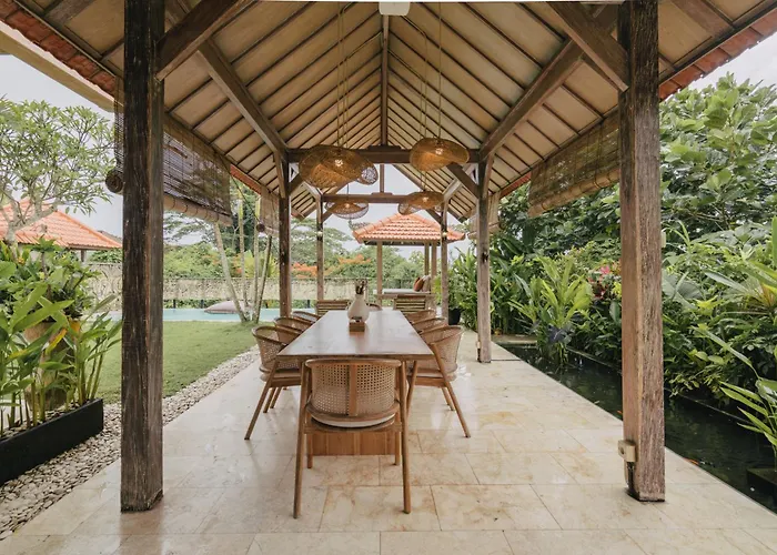 Tropical Villa Indah