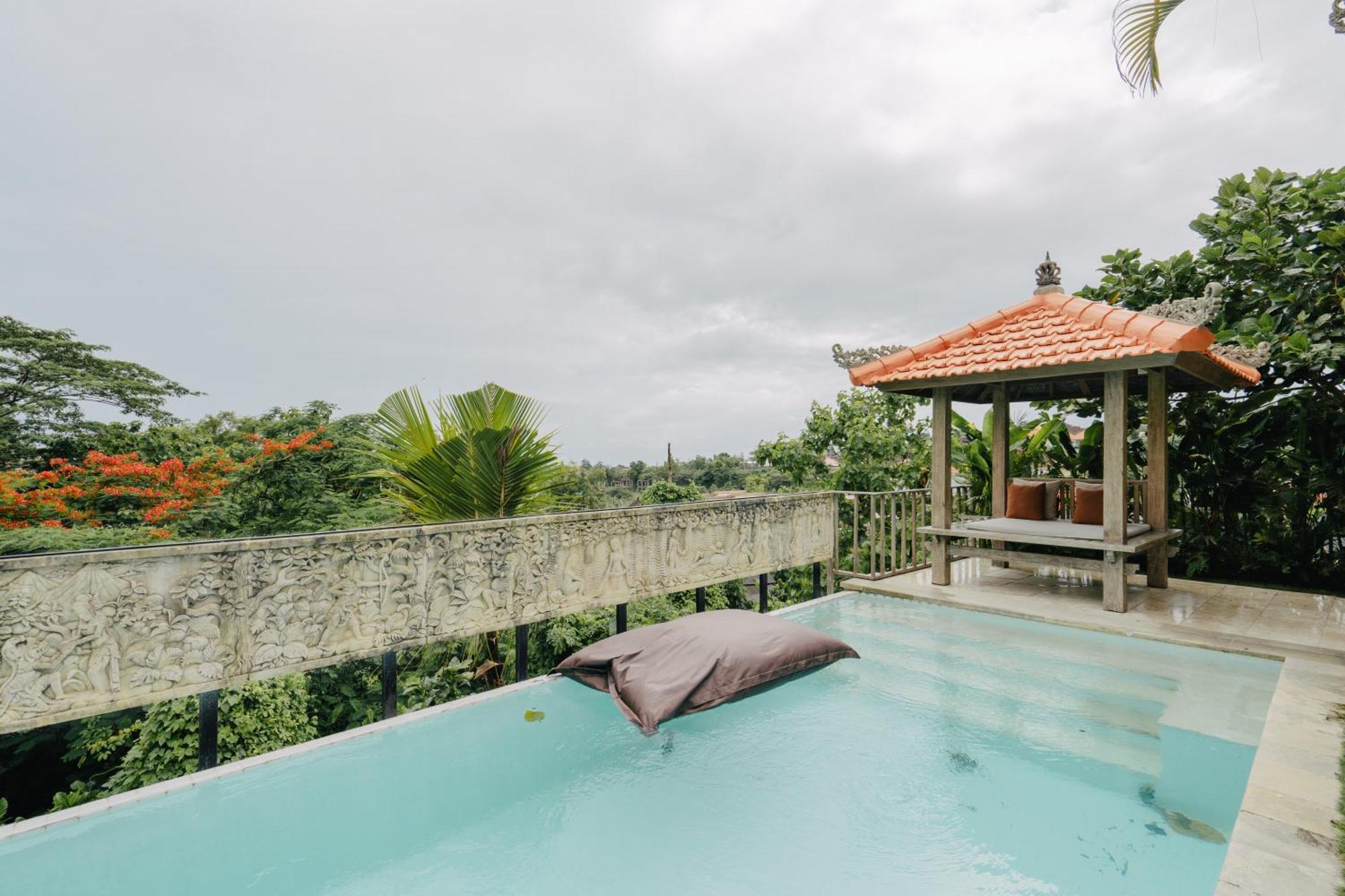 Tropical Indah * Uluwatu (Bali)